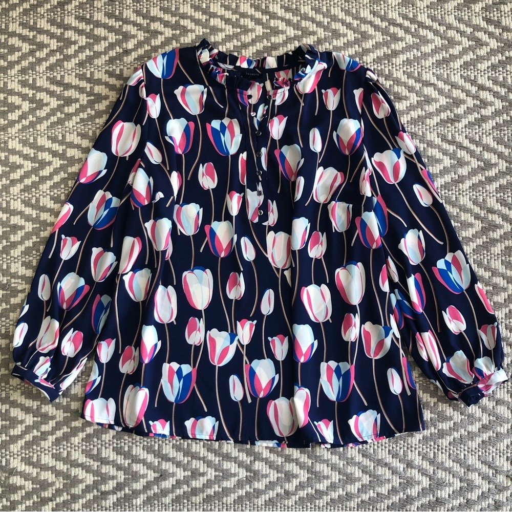 Talbots ruffle trim popover with tulip pattern throughout size 2X